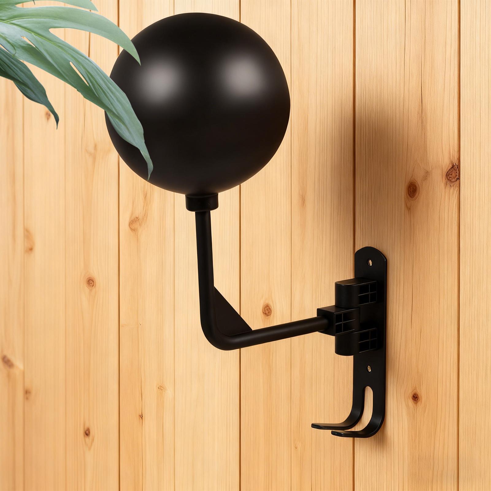 Motorcycle Helmet Holder Wall  - đánh giá và giá Motorcycle Gear Display Rack